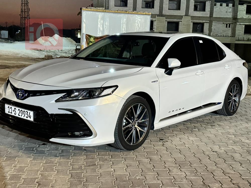 تۆیۆتا کامری